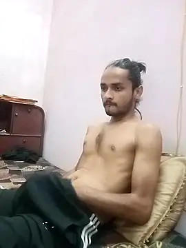 Snapshot of IamRentedBoybfriend chatting on 03/13/25, 04:34 IamRentedBoybfriend online show from 03/13/25, 04:34