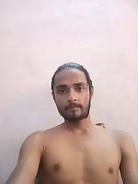 Snapshot of IamRentedBoybfriend chatting on 03/21/25, 03:55 IamRentedBoybfriend online show from 03/21/25, 03:55