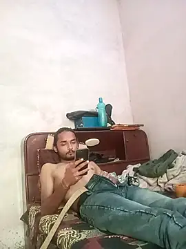 Snapshot of IamRentedBoybfriend chatting on 03/23/25, 04:27 IamRentedBoybfriend online show from 03/23/25, 04:27