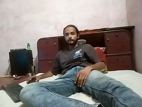 Snapshot of IamRentedBoybfriend chatting on 09/17/25, 09:38 IamRentedBoybfriend online show from 09/17/25, 09:38