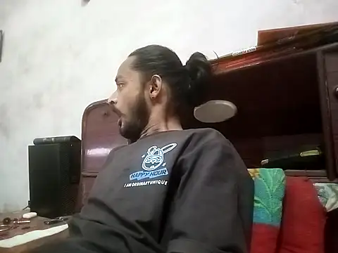 Snapshot of IamRentedBoybfriend chatting on 09/24/25, 11:08 IamRentedBoybfriend online show from 09/24/25, 11:08