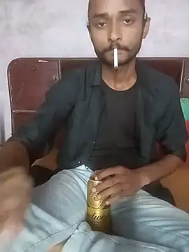 Snapshot of IamRentedBoybfriend chatting on 11/04/25, 02:16 IamRentedBoybfriend online show from 11/04/25, 02:16