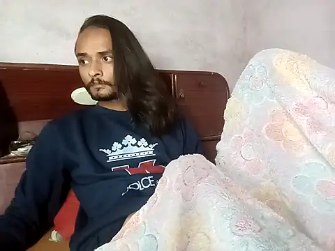 Snapshot of IamRentedBoybfriend chatting on 11/11/25, 03:01 IamRentedBoybfriend online show from 11/11/25, 03:01