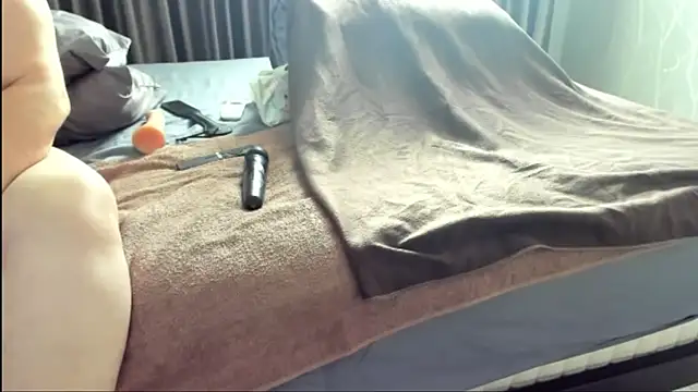 TinaBiCam online show from 07/16/26, 04:29