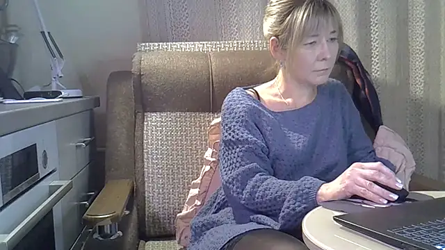 EllaJohnsonX online show from 01/18/26, 04:33