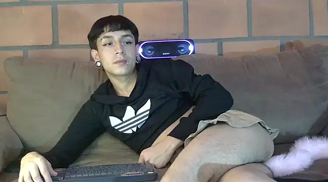 Snapshot of Alexa_Cortes chatting on 12/24/24, 08:22 Alexa Cortes online show from 12/24/24, 08:22