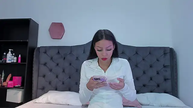 two milkyway online show from 03/09/26, 12:20