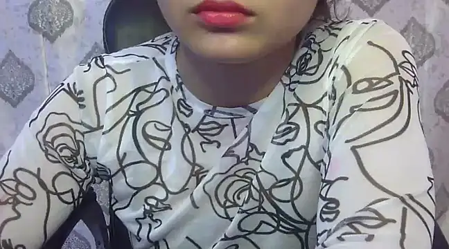 Snapshot of Rashika-oberai chatting on 01/14/25, 08:31 Rashika-oberai online show from 01/14/25, 08:31