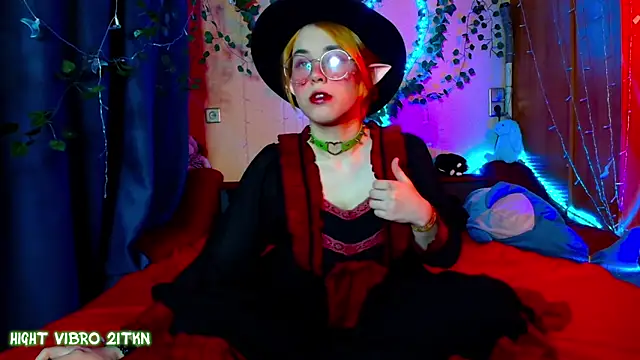 TrickyKitsune online show from 02/15/25, 02:55