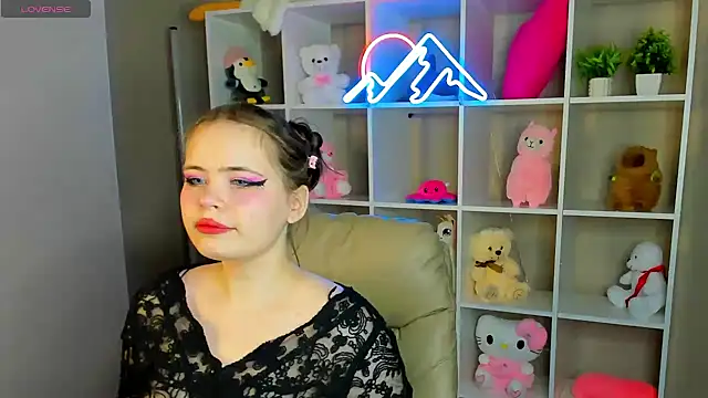 EricaElliott online show from 02/17/25, 01:04