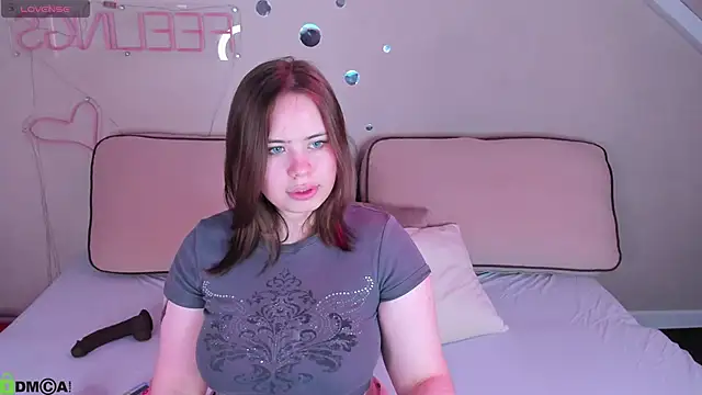 EricaElliott online show from 10/17/25, 09:56