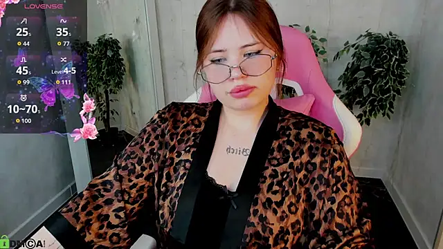 EricaElliott online show from 04/12/26, 09:47