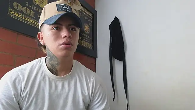 Thiago x Sahara online show from 02/11/25, 01:09