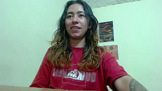 Snapshot of Maam_Ine chatting on 09/13/25, 01:05 Maam Ine online show from 09/13/25, 01:05