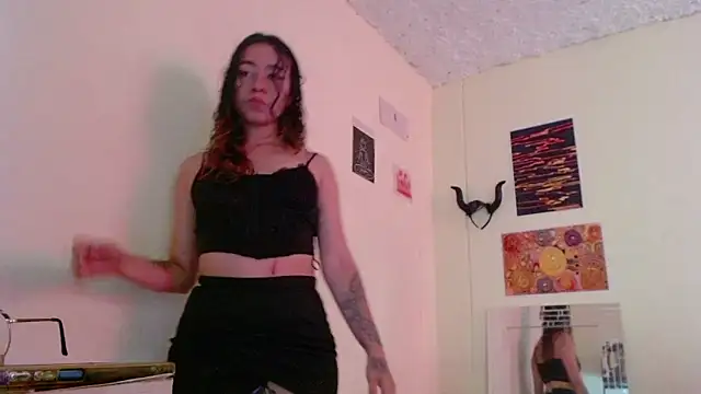 Snapshot of Maam_Ine chatting on 10/06/25, 07:11 Maam Ine online show from 10/06/25, 07:11