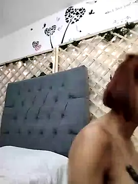 Mia WAll online show from 12/31/24, 11:17