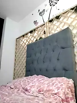 Mia WAll online show from 01/10/25, 12:27