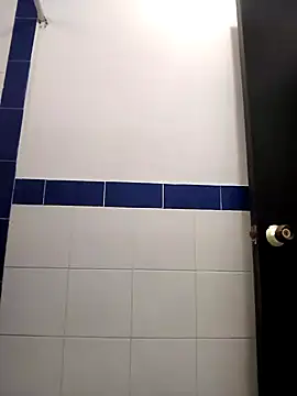 Mia WAll online show from 01/15/25, 01:20