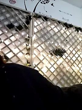 Mia WAll online show from 01/22/25, 10:18