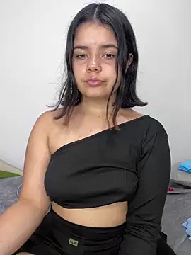 pretty angela1 online show from 02/04/25, 04:37