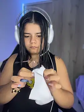 pretty angela1 online show from 04/15/26, 03:57