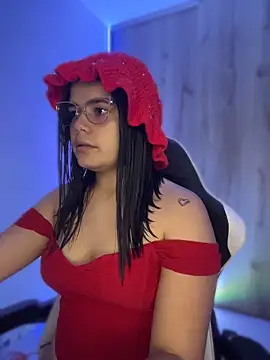 pretty angela1 online show from 05/18/26, 11:32