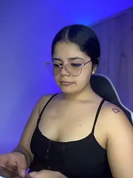 pretty angela1 online show from 05/20/26, 11:44