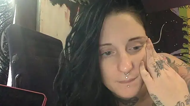 Snapshot of Eden_Darkskye chatting on 12/31/24, 06:46 Eden Darkskye online show from 12/31/24, 06:46