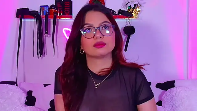 Snapshot of EmiF26 chatting on 12/03/25, 03:25 EmiF26 online show from 12/03/25, 03:25