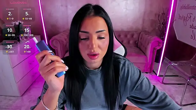 Snapshot of evanew_ chatting on 09/09/25, 04:28 evanew online show from 09/09/25, 04:28