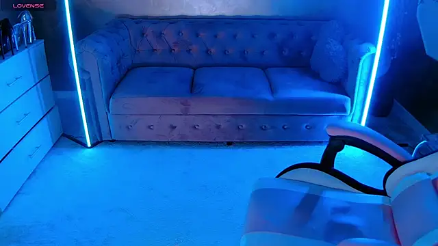 Snapshot of evanew_ chatting on 11/08/25, 06:40 evanew online show from 11/08/25, 06:40