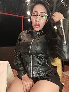 Snapshot of Isabellitasexi38 chatting on 12/15/25, 12:26 Isabellitasexi38 online show from 12/15/25, 12:26