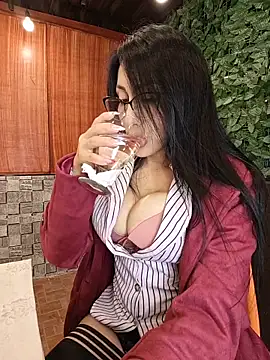 Isabellitasexi38 online show from 05/18/26, 12:51