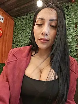 Isabellitasexi38 online show from 07/22/26, 03:31