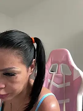 KarolRubi1 online show from 03/08/25, 05:33