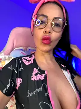 KarolRubi1 online show from 10/07/25, 01:36