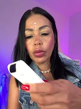 KarolRubi1 online show from 12/21/25, 07:32