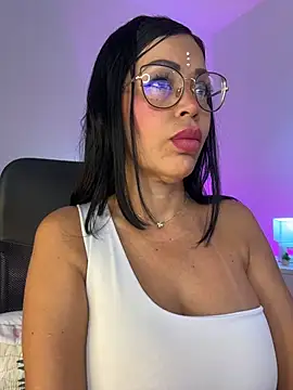 KarolRubi1 online show from 03/15/26, 07:09