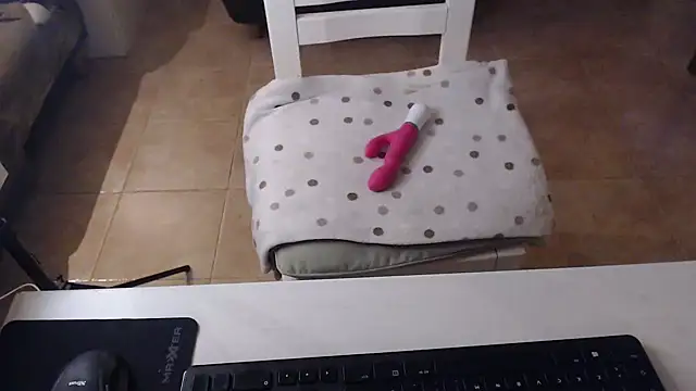 Snapshot of LasolitaAuri chatting on 02/01/25, 05:58 LasolitaAuri online show from 02/01/25, 05:58