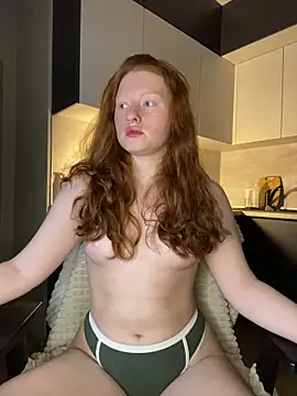 Snapshot of redhead_peach chatting on 03/04/25, 11:43 redhead peach online show from 03/04/25, 11:43