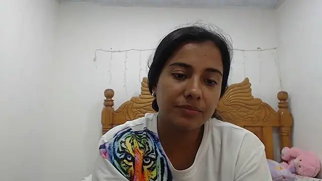 Coral0403 online show from 03/18/25, 02:15