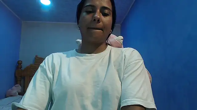 Coral0403 online show from 12/23/25, 02:09