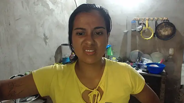 Coral0403 online show from 03/25/26, 10:49