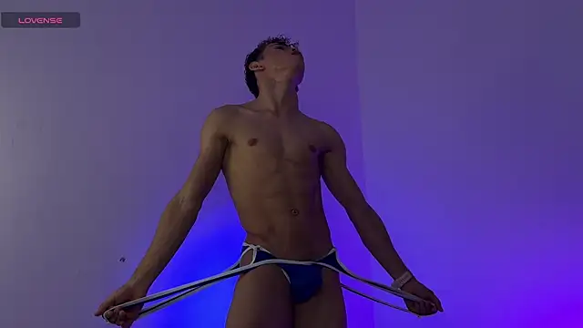 Nijinsky LatinBoy online show from 04/05/26, 11:18