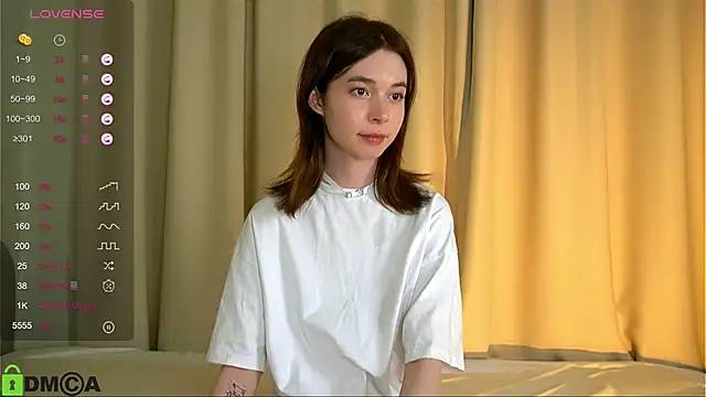 Snapshot of LittleOriana chatting on 02/24/25, 12:41 LittleOriana online show from 02/24/25, 12:41