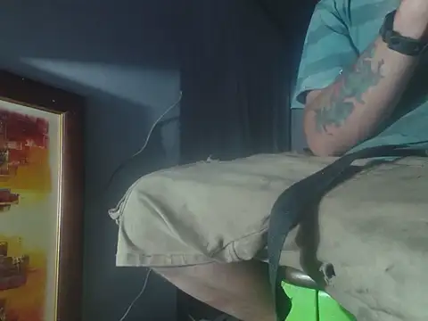 poesnuus999 online show from 04/15/26, 10:21