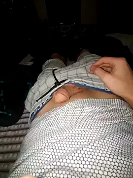 Snapshot of Horny__guy5 chatting on 12/25/24, 10:05 Horny guy5 online show from 12/25/24, 10:05