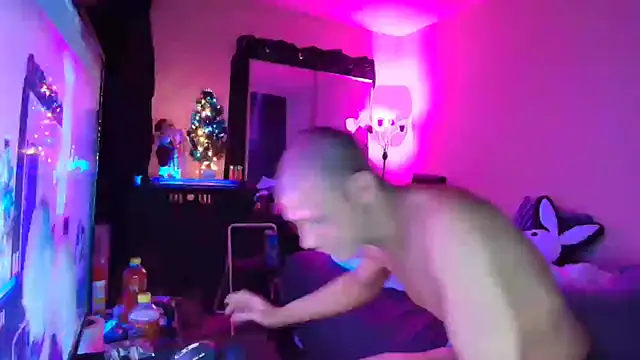 hotemberly jake online show from 12/25/24, 09:56