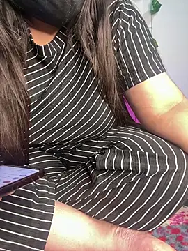 tanvihot2 online show from 09/30/25, 04:12