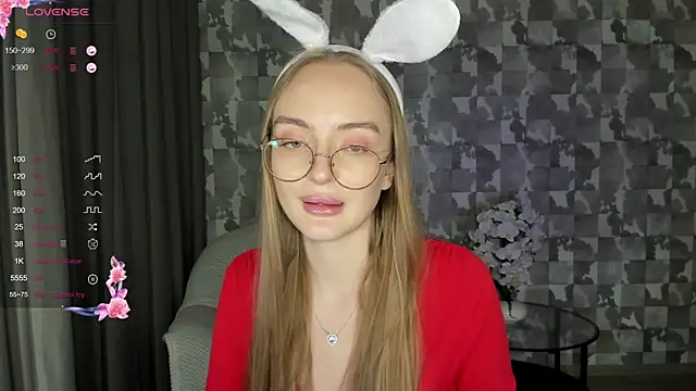 Snapshot of A_delina chatting on 01/15/25, 08:16 A delina online show from 01/15/25, 08:16